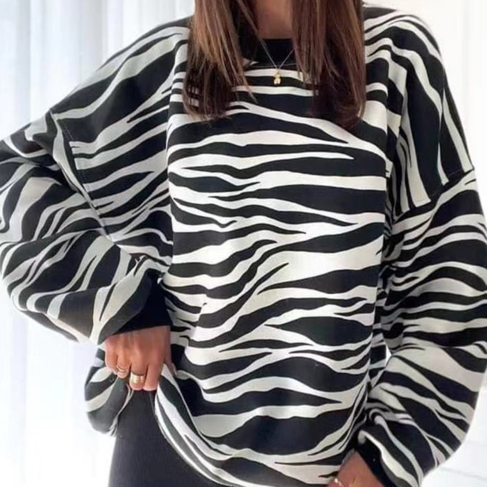 Printed long sleeved loose sweater Autumn/Winter 2022 New loose oversized printe